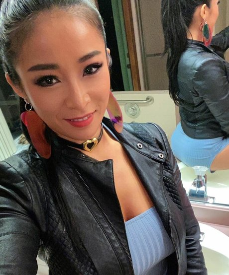 Foto di nudo di fuga di OnlyFans di Wwe Xia Li