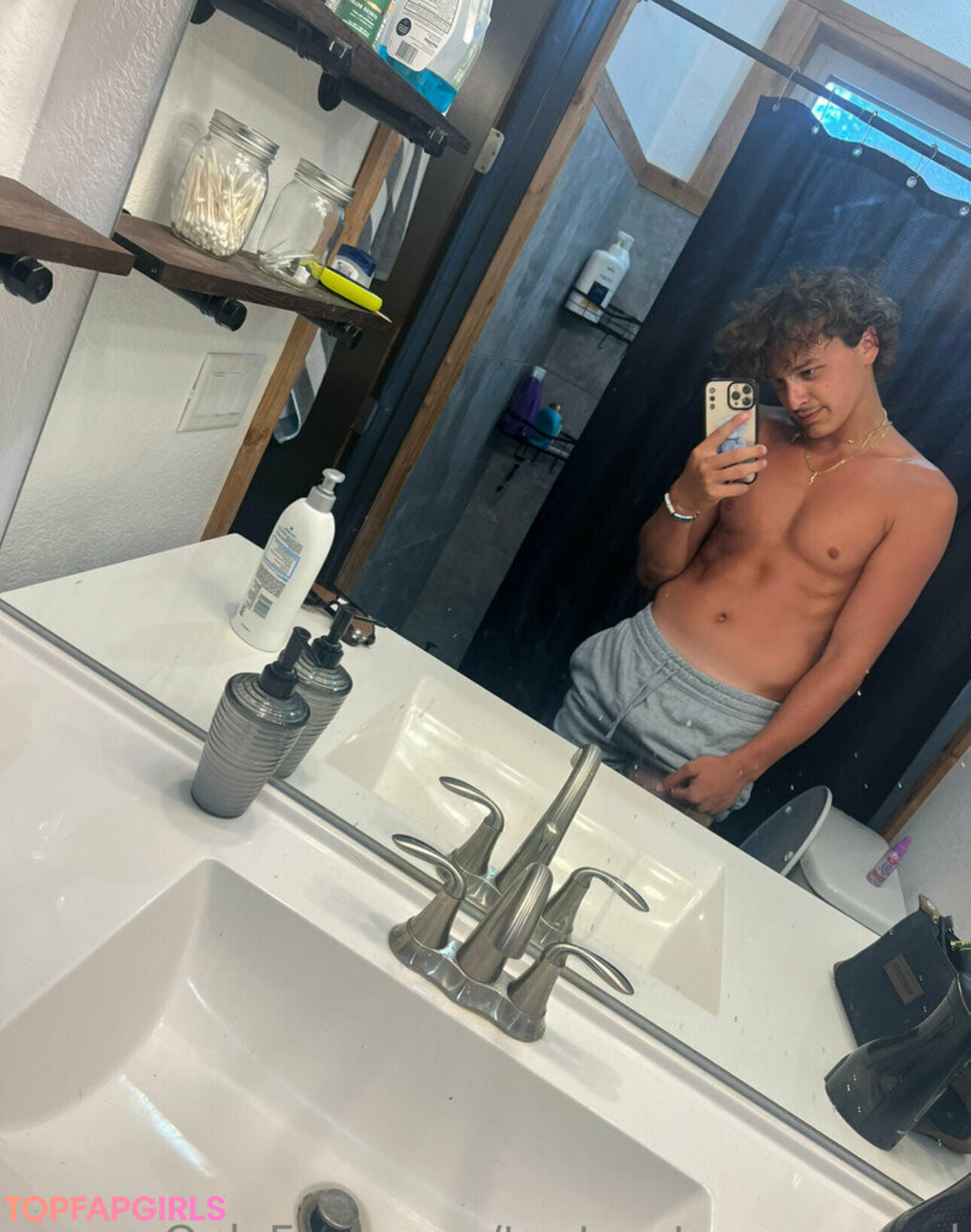 Foto di nudo di fuga di OnlyFans di Tooturntuncensored #11 Foto di nudo di fuga di OnlyFans di Tooturntuncensored #11