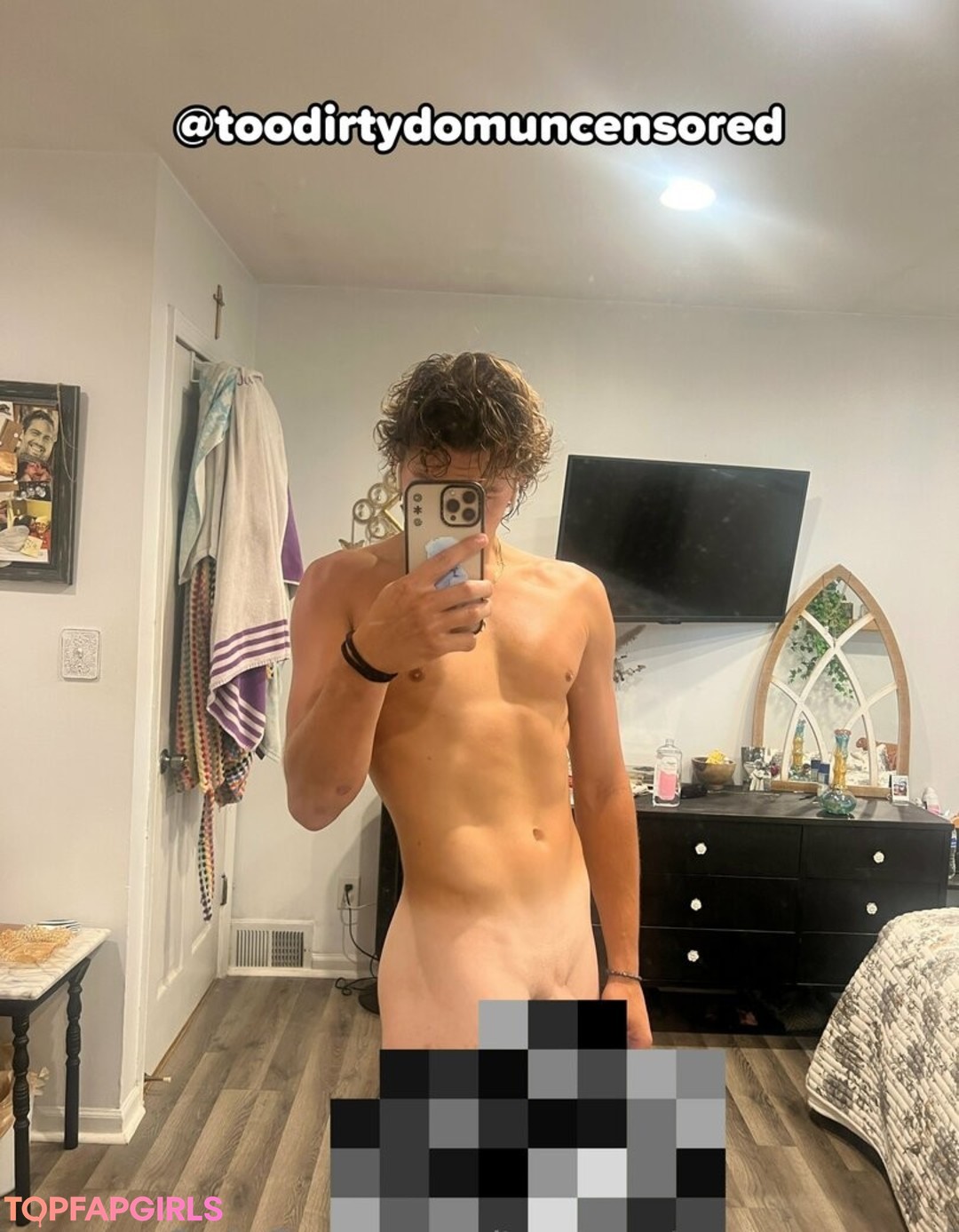 Foto di nudo di fuga di OnlyFans di Tooturntuncensored #43 Foto di nudo di fuga di OnlyFans di Tooturntuncensored #43