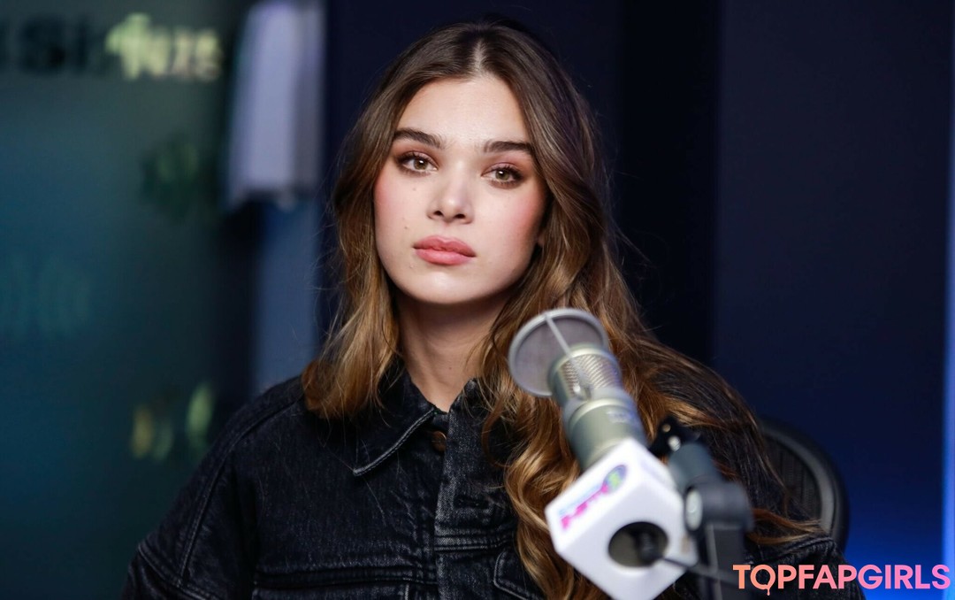 Foto di nudo di fuga di OnlyFans di Hailee Steinfeld #1076