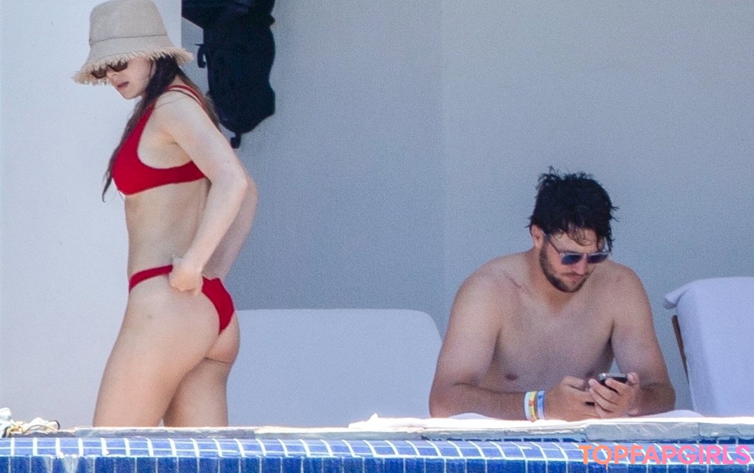 Foto di nudo di fuga di OnlyFans di Hailee Steinfeld #1326