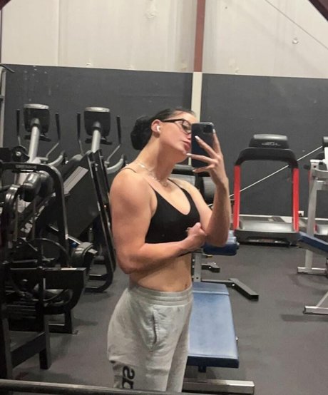 MuscleMommy002