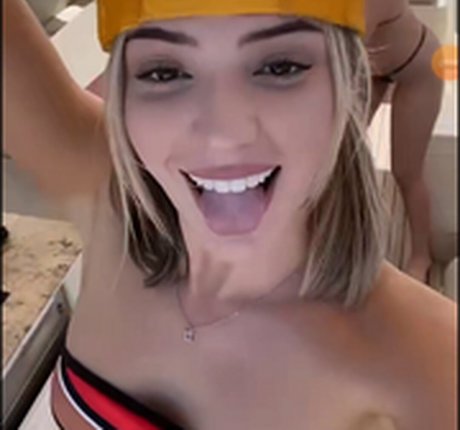Alissa Violet