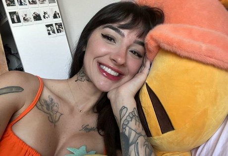 Foto di nudo di fuga di OnlyFans di Leticia Caputi
