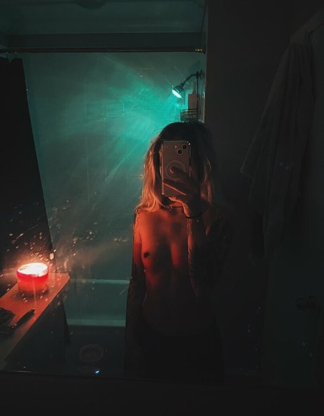 Foto di nudo di fuga di OnlyFans di Budweiserbreath