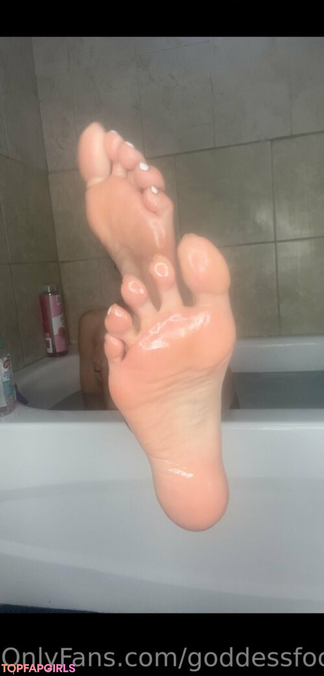 Foto di nudo di fuga di OnlyFans di Goddessfootlove #99 Foto di nudo di fuga di OnlyFans di Goddessfootlove #99