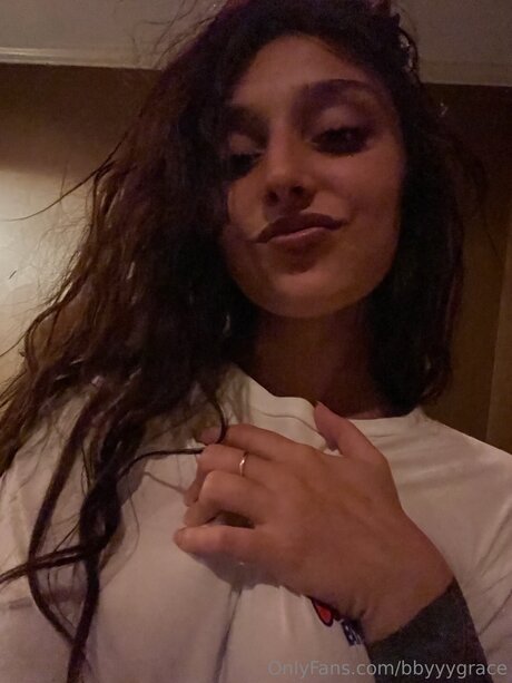 Foto di nudo di fuga di OnlyFans di Bbyyygrace