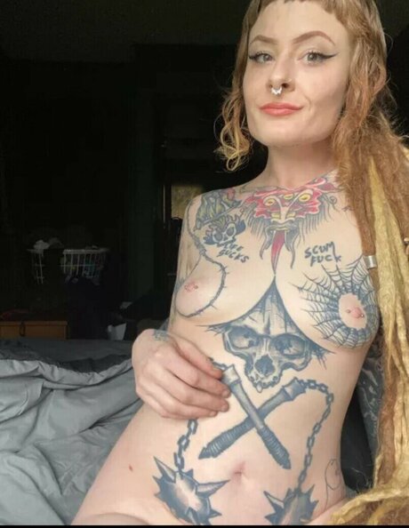 Foto di nudo di fuga di OnlyFans di Kvinne