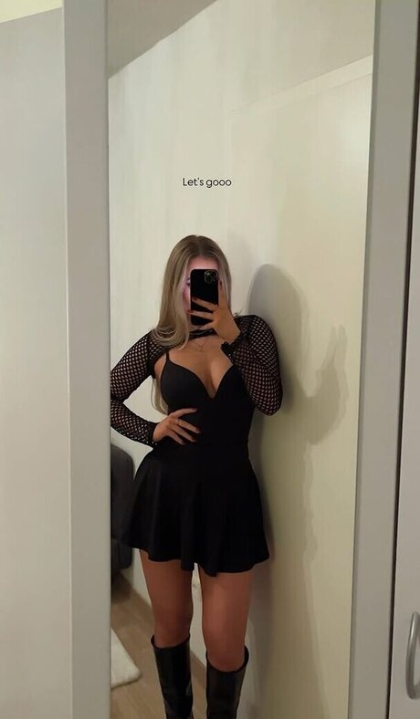 Foto di nudo di fuga di OnlyFans di Jasmin Eller