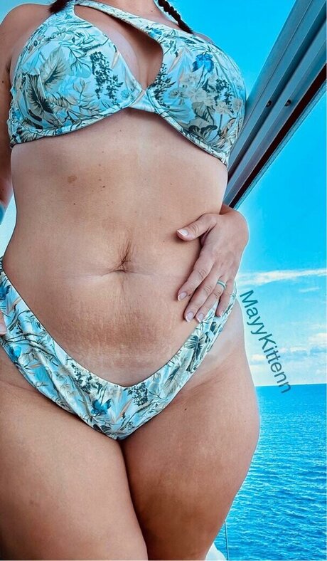 Foto di nudo di fuga di OnlyFans di Mayykitten