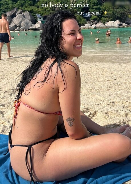Foto di nudo di fuga di OnlyFans di Vendewaa