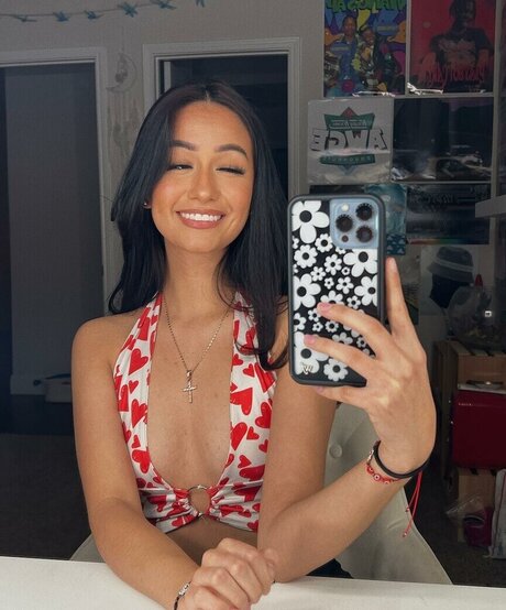 Nina Eastman