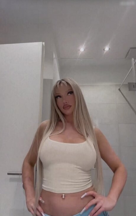 Foto di nudo di fuga di OnlyFans di Shirin David