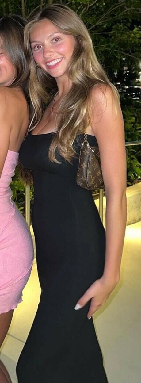 Mia Steele