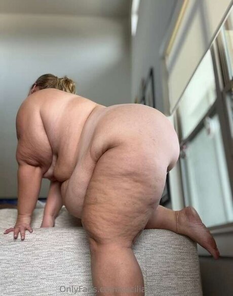 Emily Ceciliaxemily