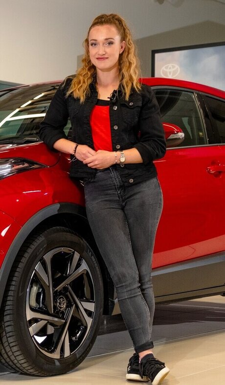 Celebrity Guilty Pleasures & Underrated Women