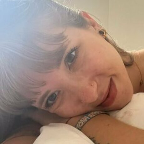 Foto di nudo di fuga di OnlyFans di Paupeach