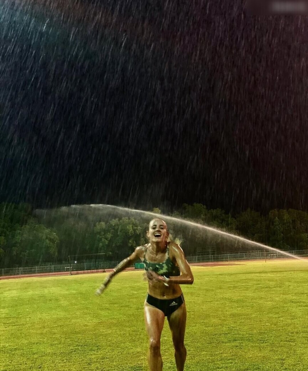 Foto di nudo di fuga di OnlyFans di Prominent #1874