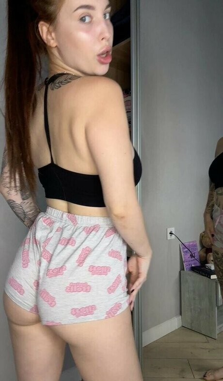 Amina_briz