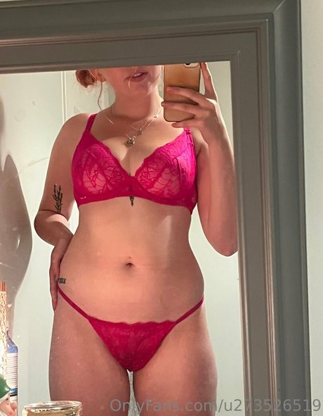 Foto di nudo di fuga di OnlyFans di Littleloka