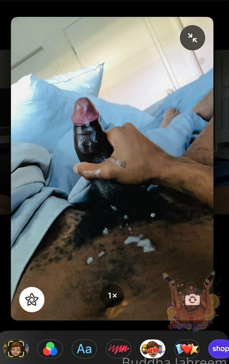 Foto di nudo di fuga di OnlyFans di Buddhajahreem