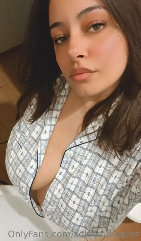 Foto di nudo di fuga di OnlyFans di Solesrodriguez