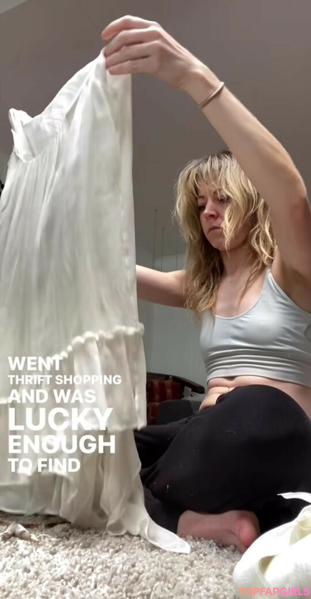 Foto di nudo di fuga di OnlyFans di Lindsey Stirling #105 Foto di nudo di fuga di OnlyFans di Lindsey Stirling #105