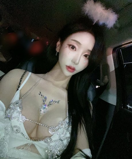 Foto di nudo di fuga di OnlyFans di Lin002200