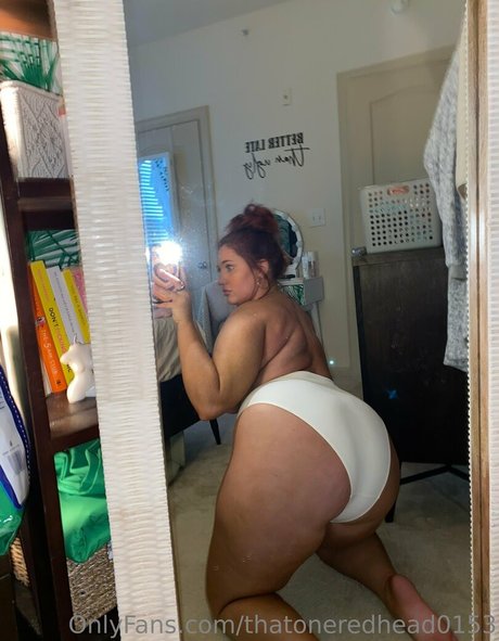 Thatoneredhead0153