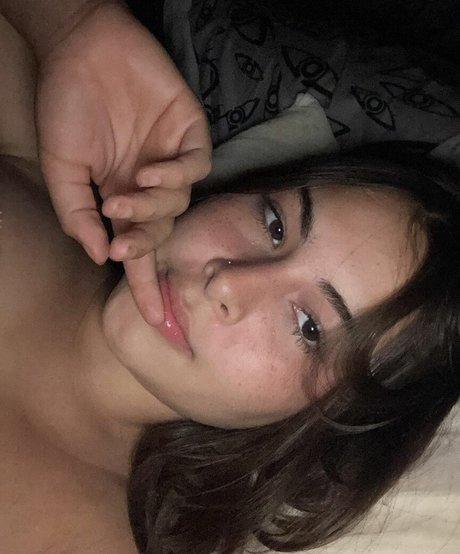 Foto di nudo di fuga di OnlyFans di Rere Schneider