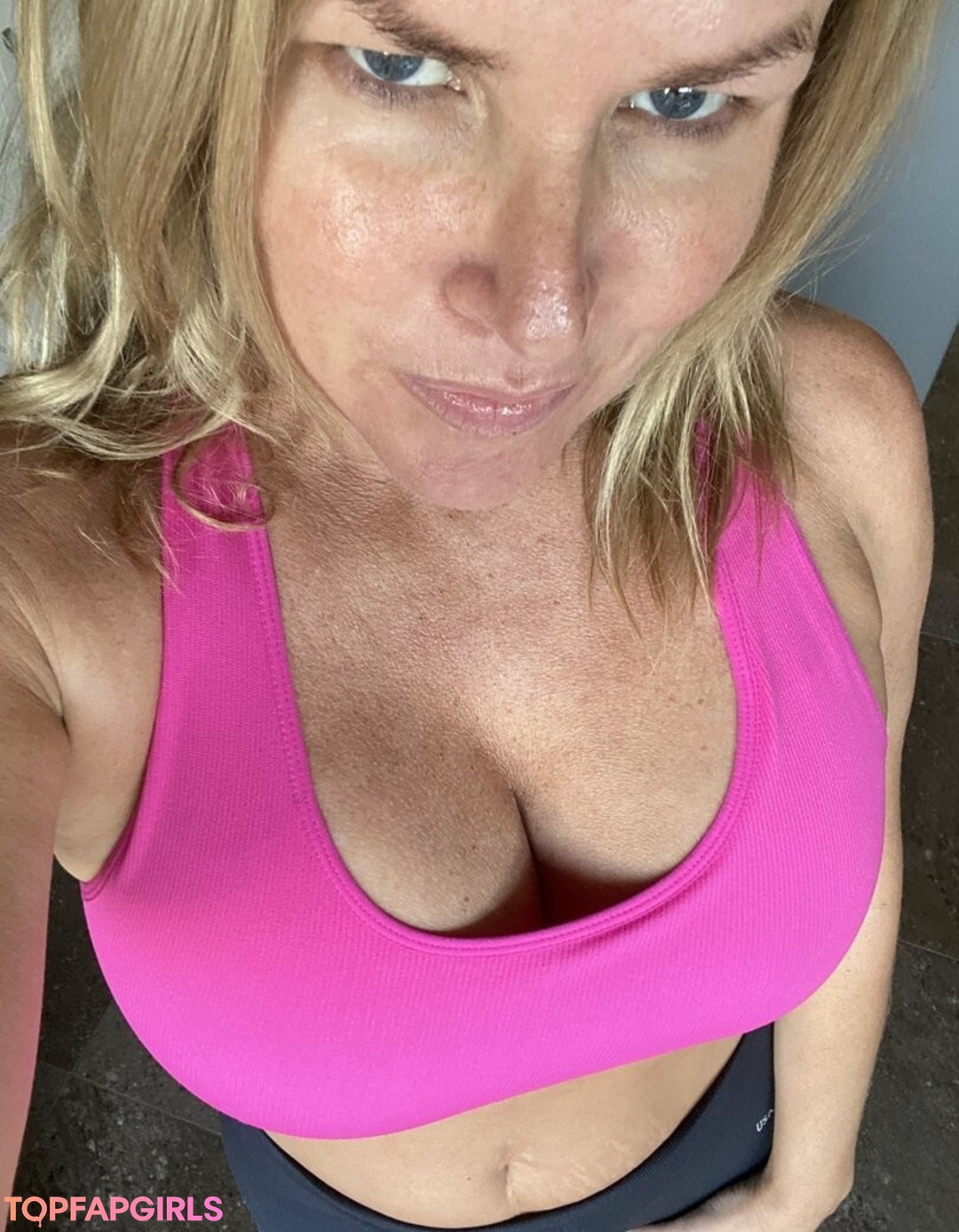 Foto di nudo di fuga di OnlyFans di Summer Rose #266 Foto di nudo di fuga di OnlyFans di Summer Rose #266