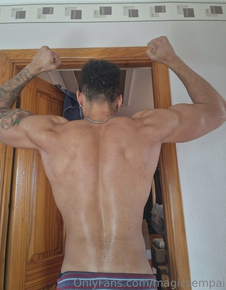 Foto di nudo di fuga di OnlyFans di Magicsempai