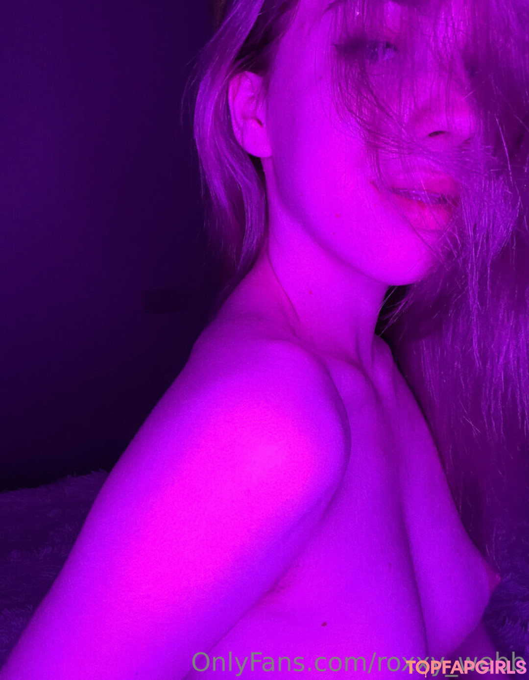 Foto di nudo di fuga di OnlyFans di Roxxywebb #7 Foto di nudo di fuga di OnlyFans di Roxxywebb #7