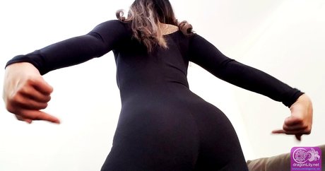 Foto di nudo di fuga di OnlyFans di Dragonlilynet
