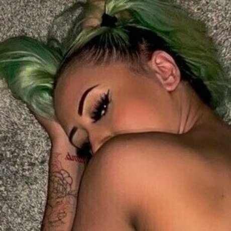 Foto di nudo di fuga di OnlyFans di Foreignbabyyy2