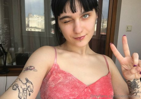 Foto di nudo di fuga di OnlyFans di Amazonkiera