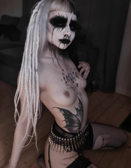 Foto di nudo di fuga di OnlyFans di Girlxnterrupted
