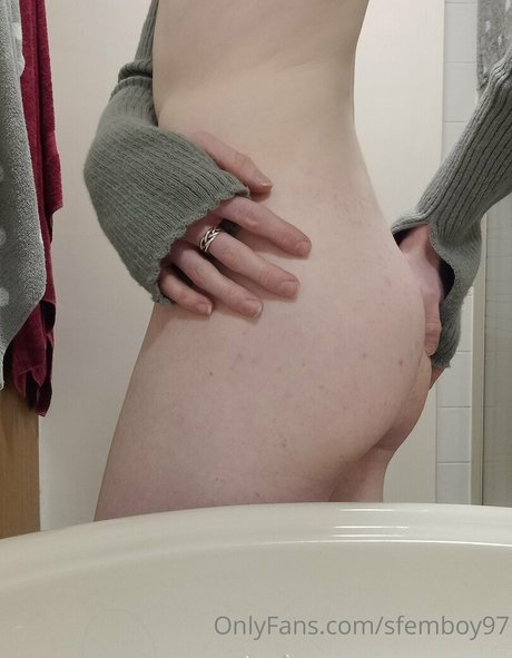 Sfemboy97