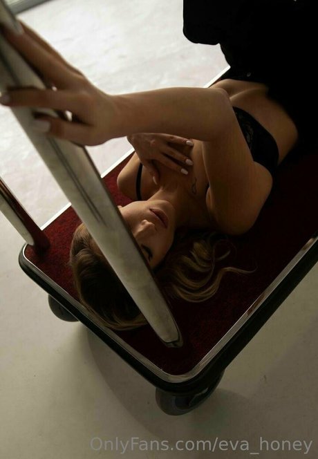 Foto di nudo di fuga di OnlyFans di Bloodylady