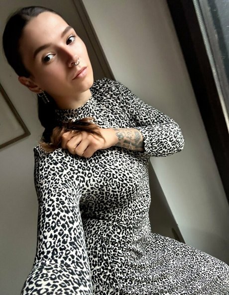 Foto di nudo di fuga di OnlyFans di Kitty Berg