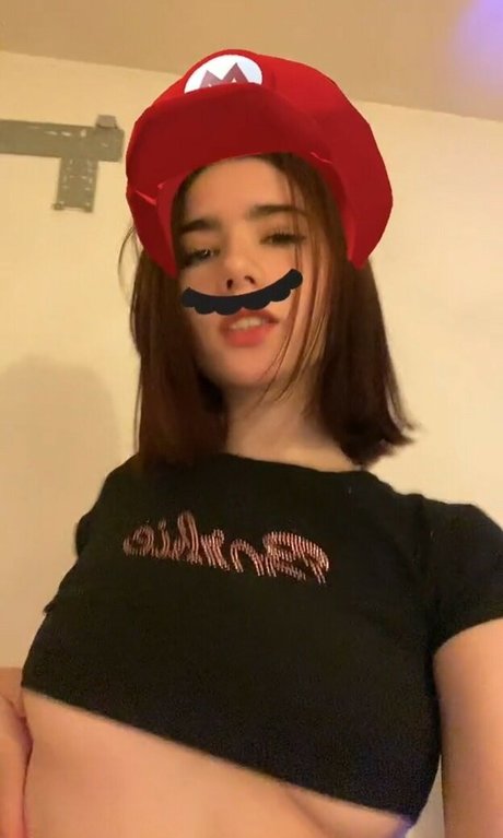 Foto di nudo di fuga di OnlyFans di Lunitaluzmya