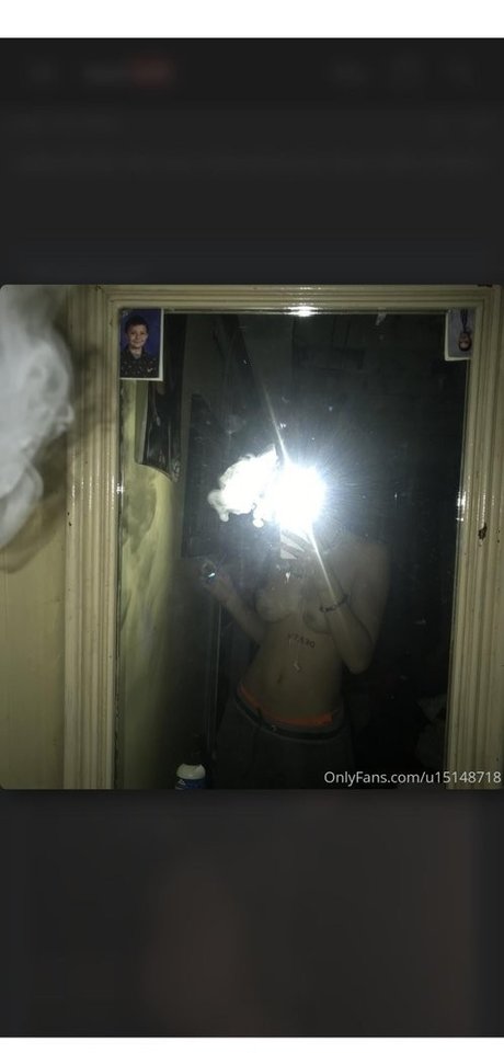 Foto di nudo di fuga di OnlyFans di Radianttoilet