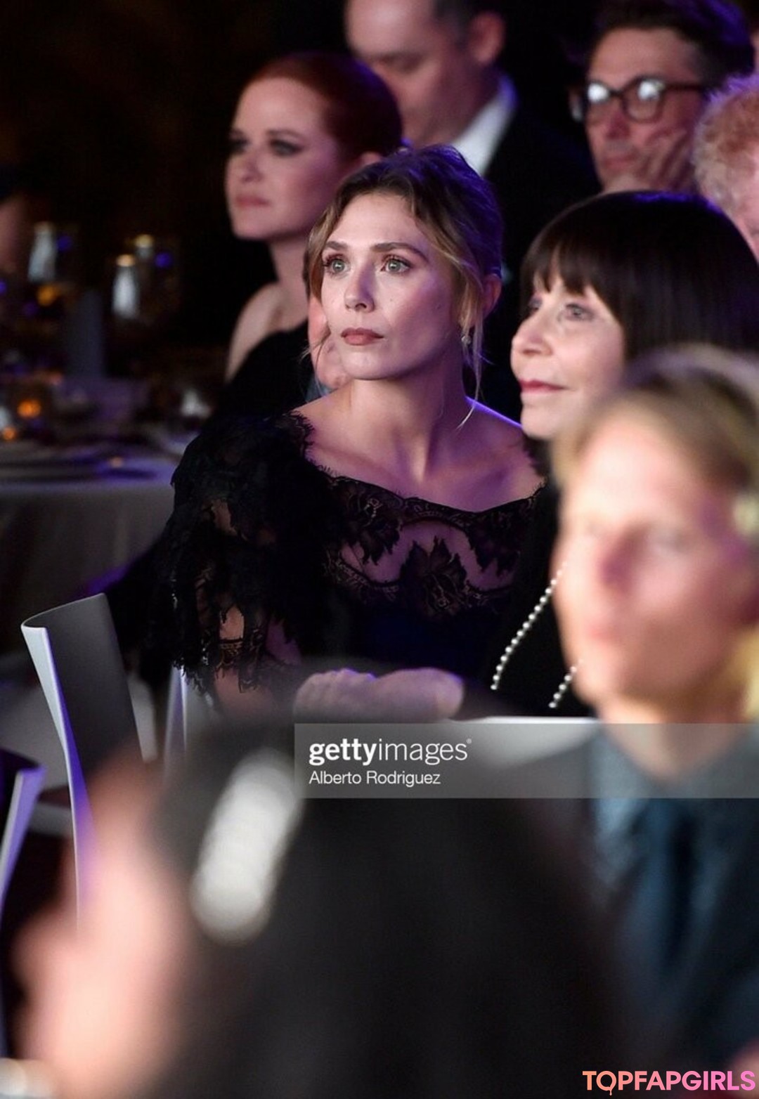 Foto di nudo di fuga di OnlyFans di Elizabeth Olsen #359 Foto di nudo di fuga di OnlyFans di Elizabeth Olsen #359