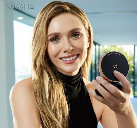 Foto di nudo di fuga di OnlyFans di Elizabeth Olsen