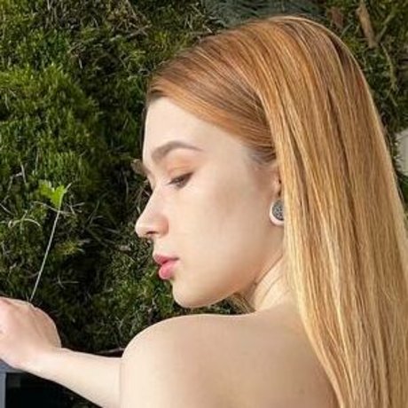 Foto di nudo di fuga di OnlyFans di Friderayk