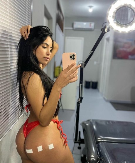 Larissa Nunes