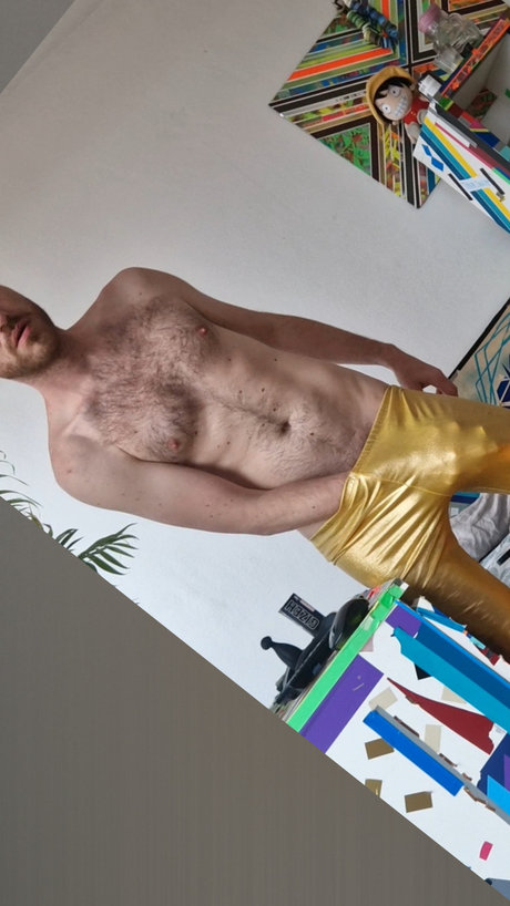 Foto di nudo di fuga di OnlyFans di Leon Harder