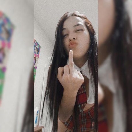 Foto di nudo di fuga di OnlyFans di   