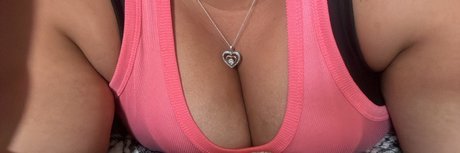 Foto di nudo di fuga di OnlyFans di Avalee