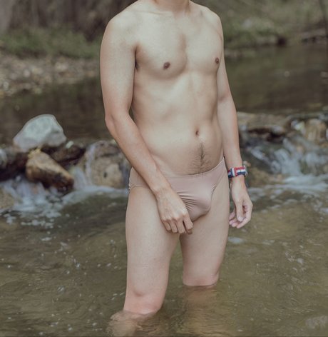 Foto di nudo di fuga di OnlyFans di Jxhnny